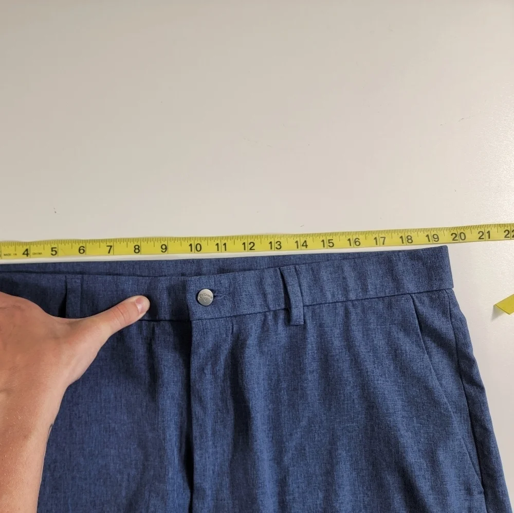 CALLAWAY Golf Mens Shorts Size 38 Blue Casual Flat Front Chinos performamce